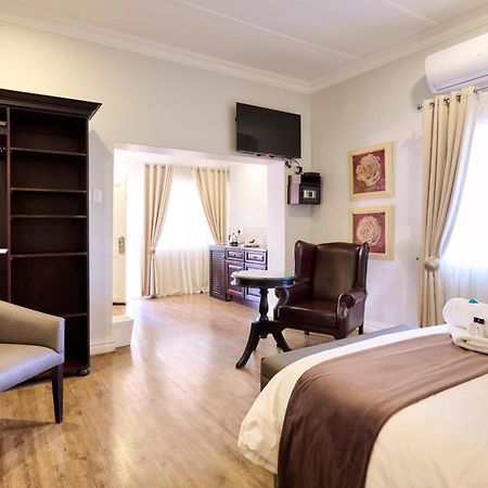 Postmasburg D Olive Rose Boutique Hotel Buitenkant foto